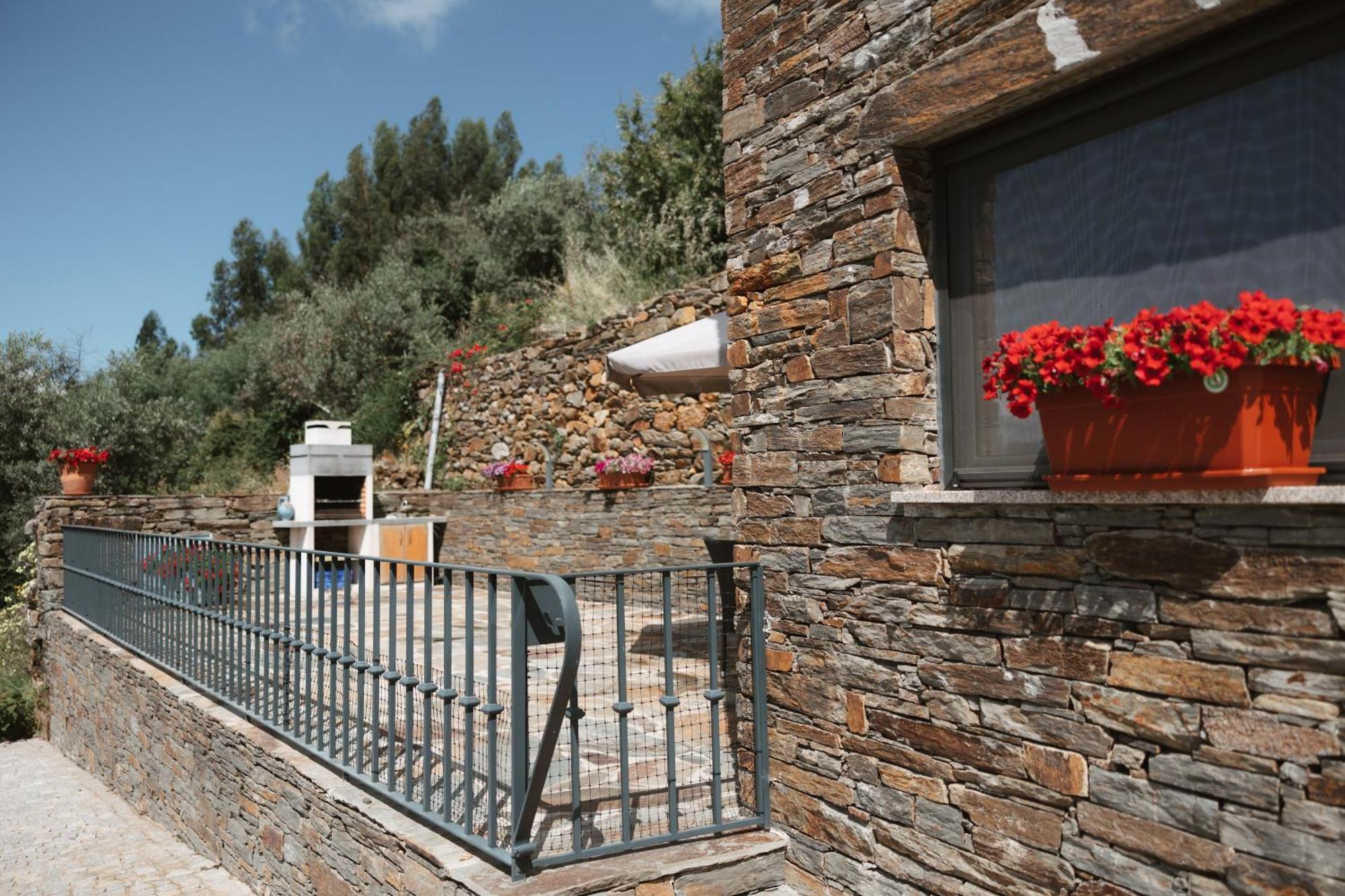 Gasthaus Quinta Da Malhada Cabril  Exterior foto